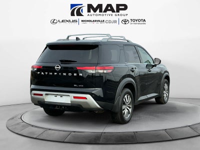 2023 Nissan Pathfinder SL 4WD