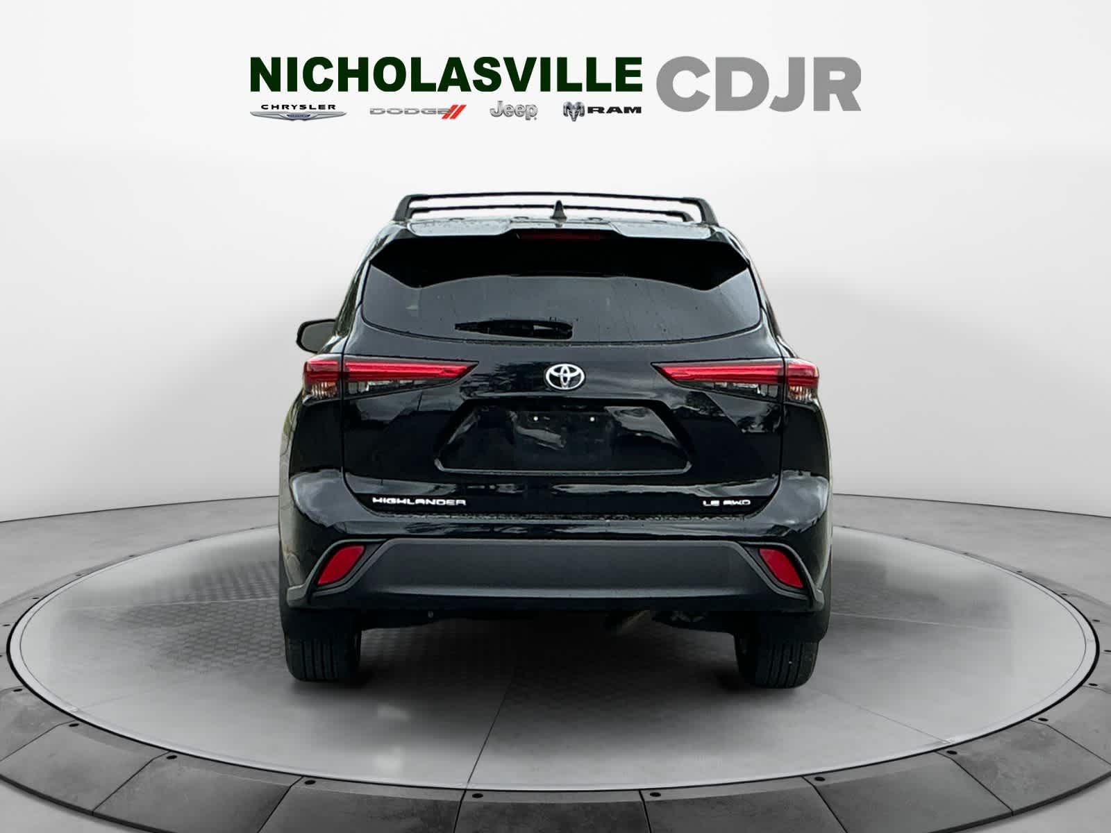 2022 Toyota Highlander LE