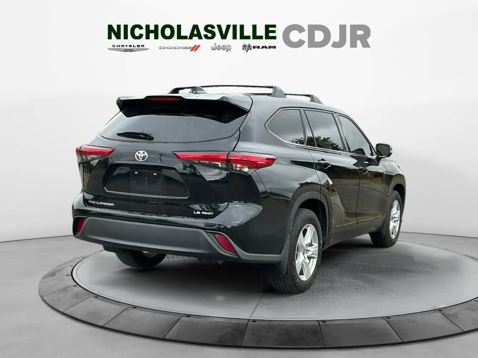 2022 Toyota Highlander LE