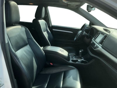 2016 Toyota Highlander XLE V6