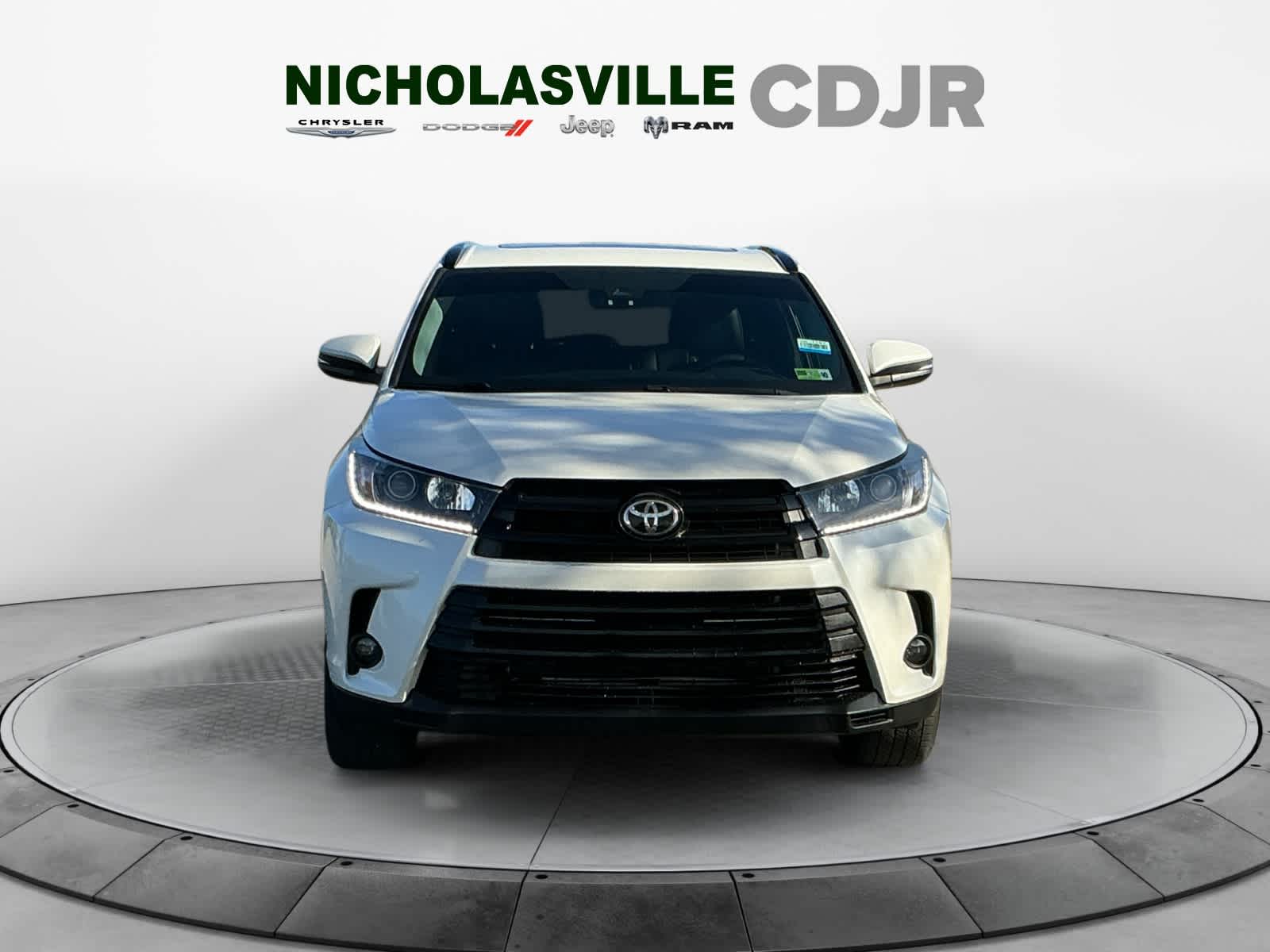 2019 Toyota Highlander SE