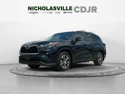 2023 Toyota Highlander XLE