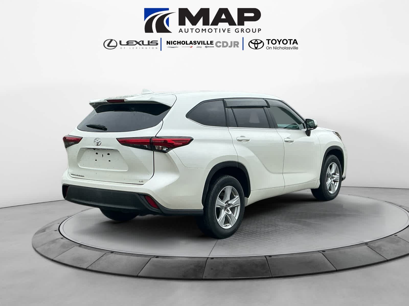 2021 Toyota Highlander LE