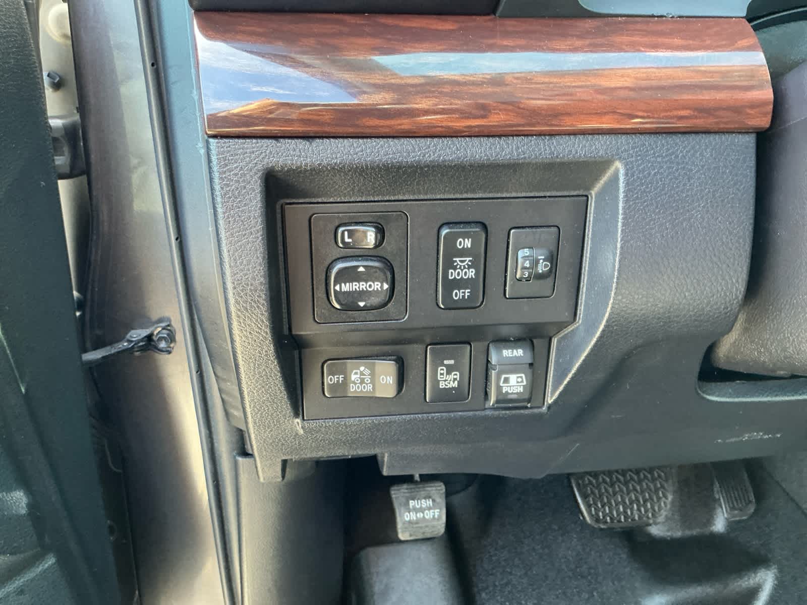 2017 Toyota Tundra Limited 5.7L V8