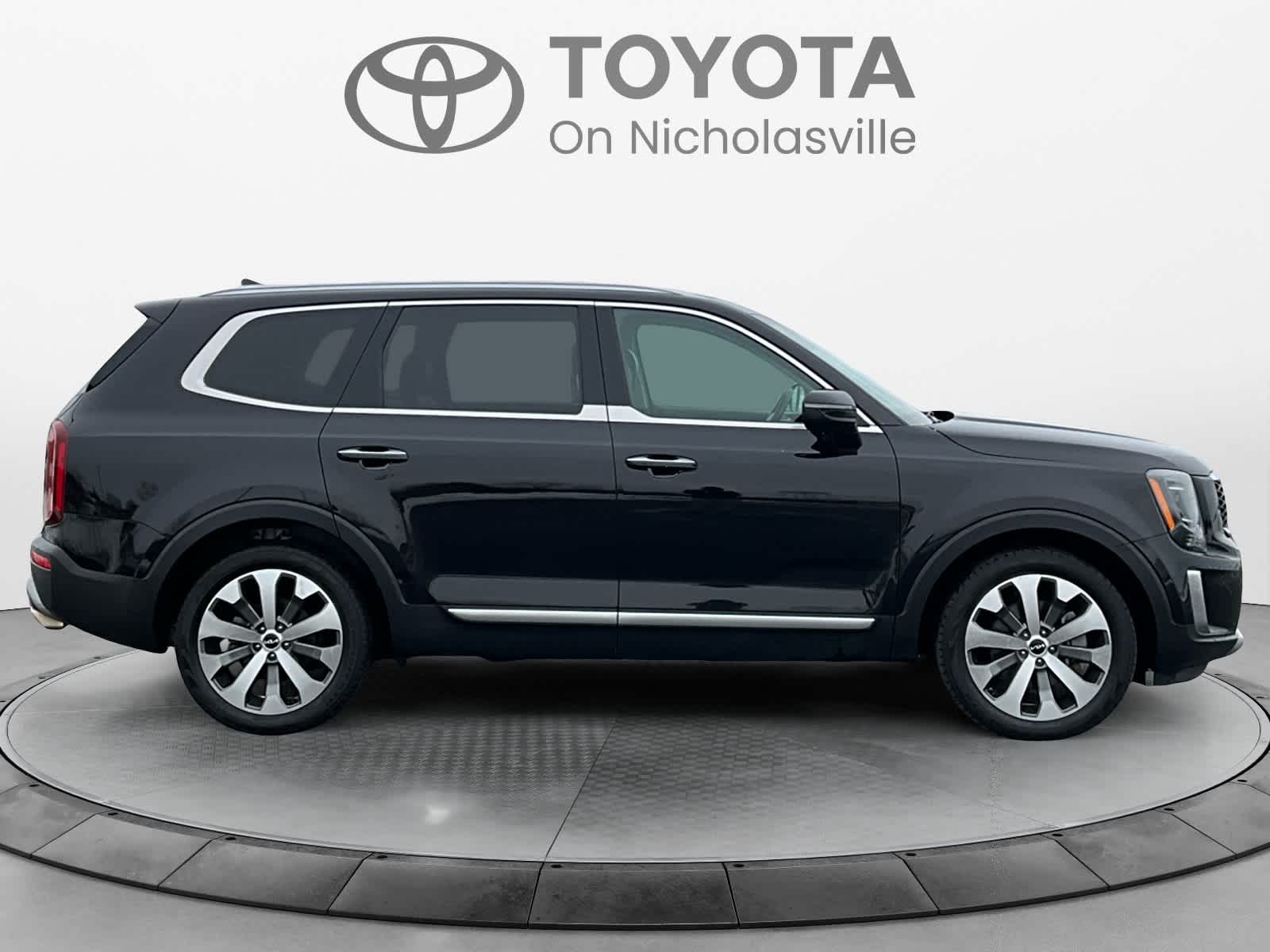 2022 Kia Telluride S