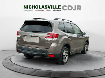 2022 Subaru Forester Premium
