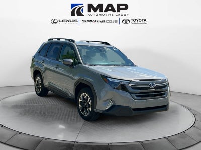 2025 Subaru Forester Premium