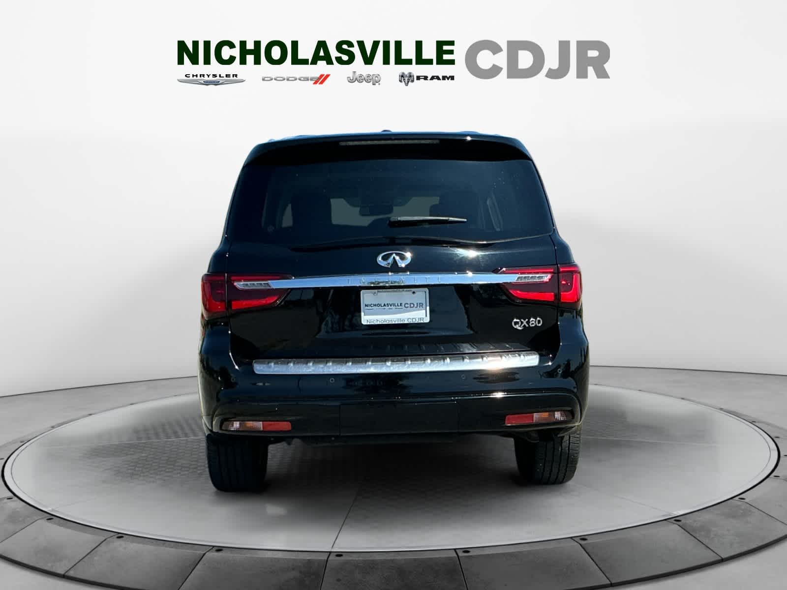 2018 INFINITI QX80 AWD