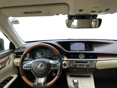 2016 Lexus ES 300h Hybrid