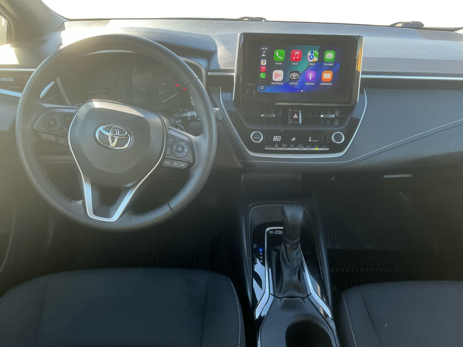 2024 Toyota Corolla Hatchback SE