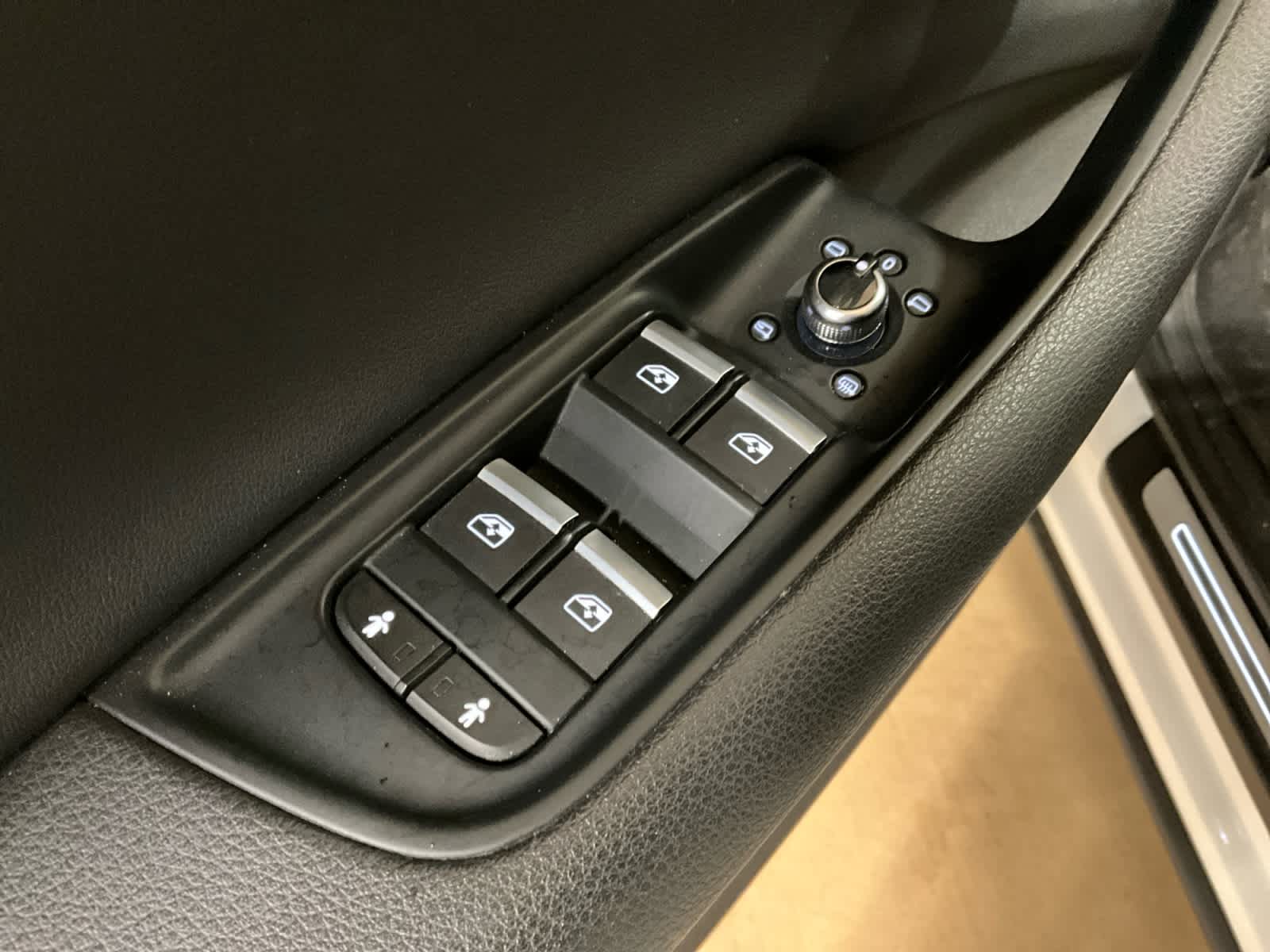 2020 Audi Q7 Premium Plus 55 TFSI quattro Tiptronic