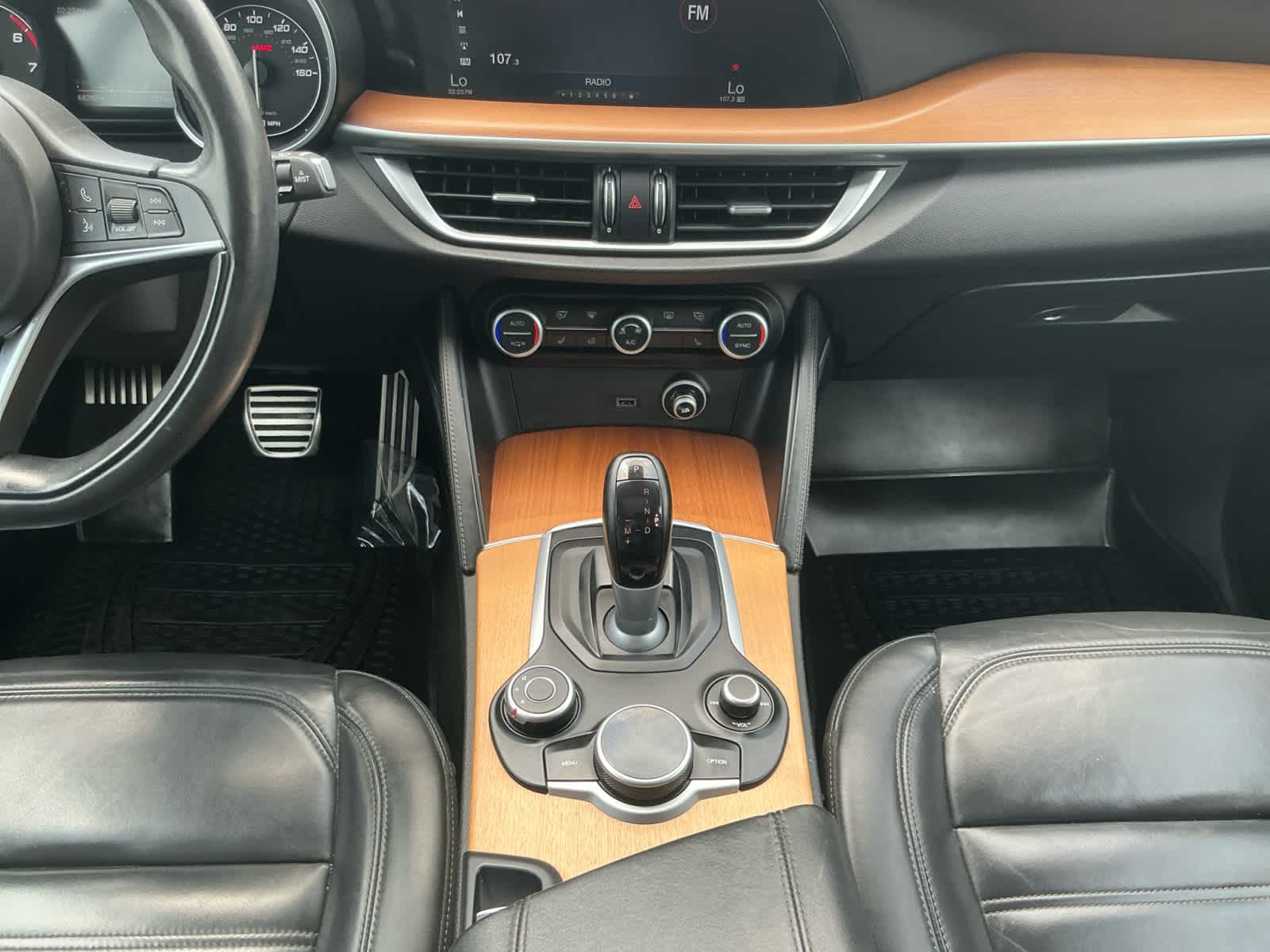 2019 Alfa Romeo Stelvio Ti Lusso
