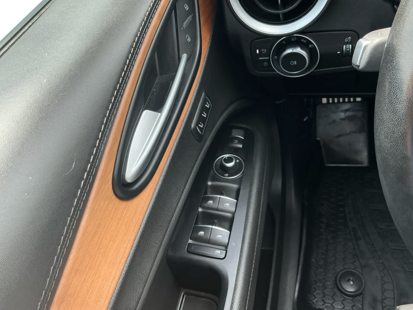 2019 Alfa Romeo Stelvio Ti Lusso