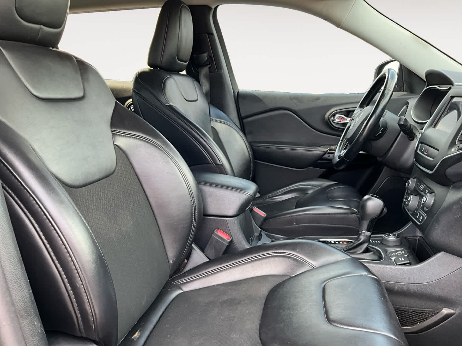 2020 Jeep Cherokee Altitude
