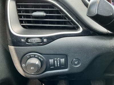 2020 Jeep Cherokee Altitude