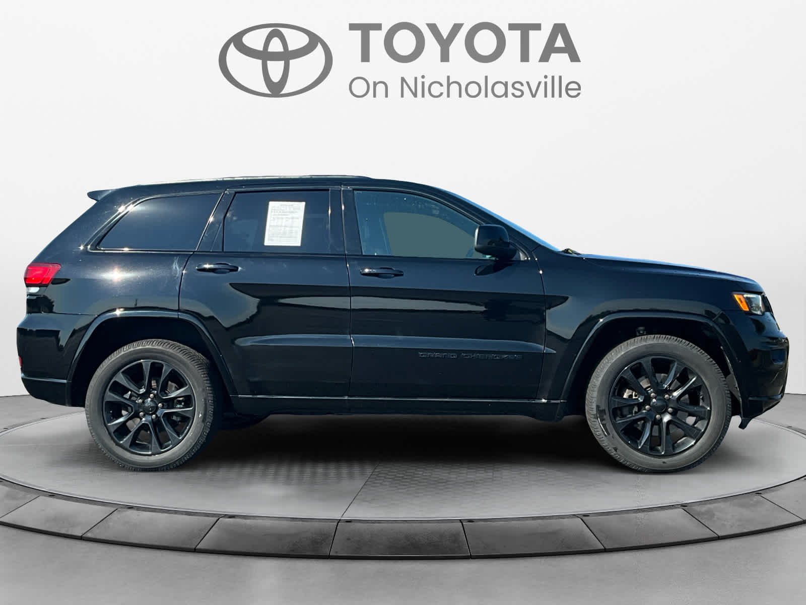 2021 Jeep Grand Cherokee Laredo X