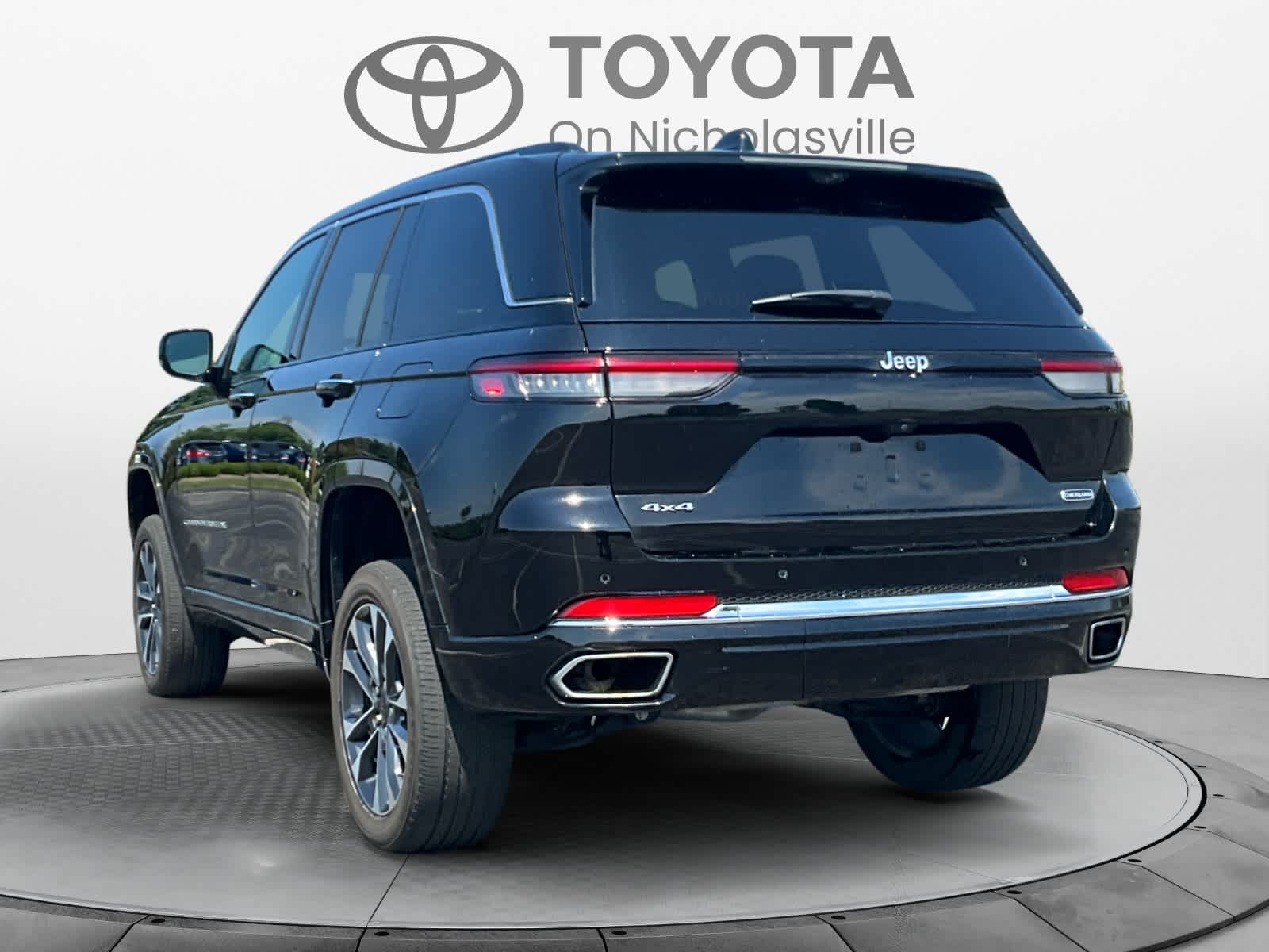 2023 Jeep Grand Cherokee Overland