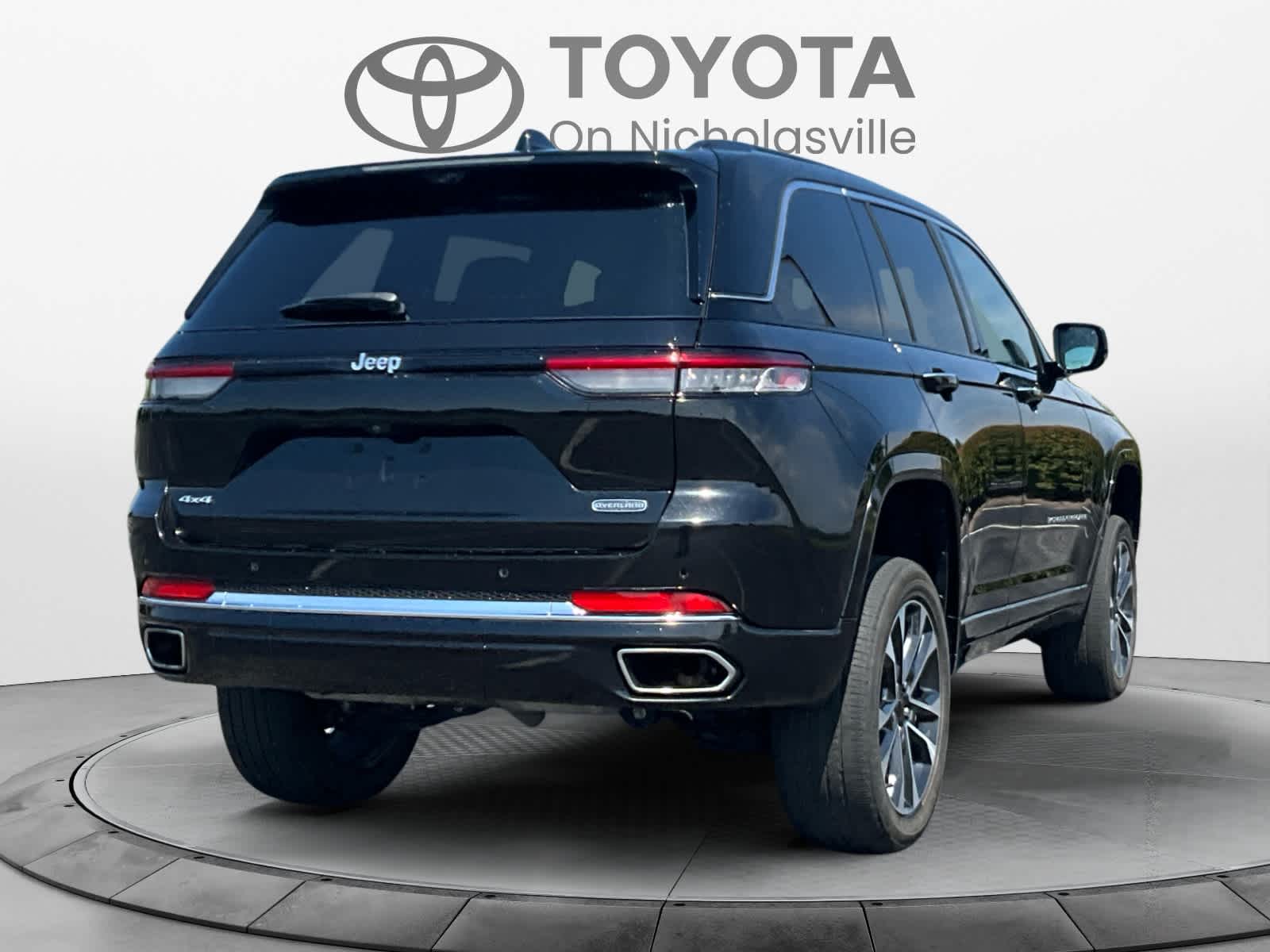 2023 Jeep Grand Cherokee Overland