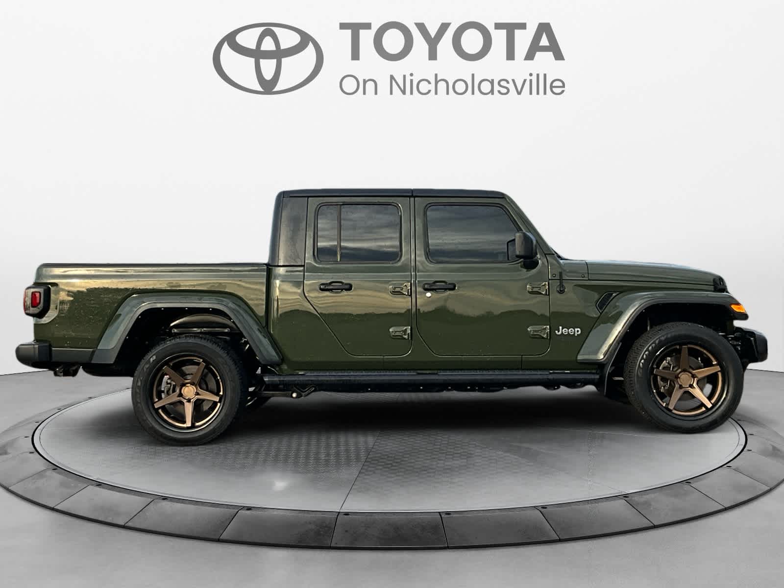 2021 Jeep Gladiator Overland