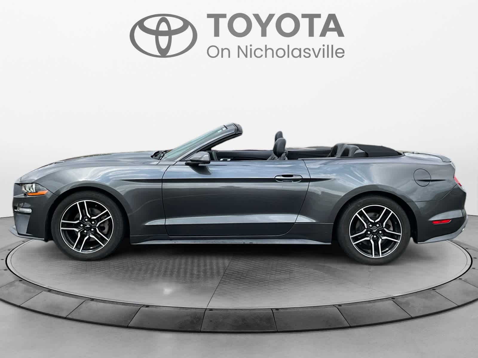2020 Ford Mustang EcoBoost Premium