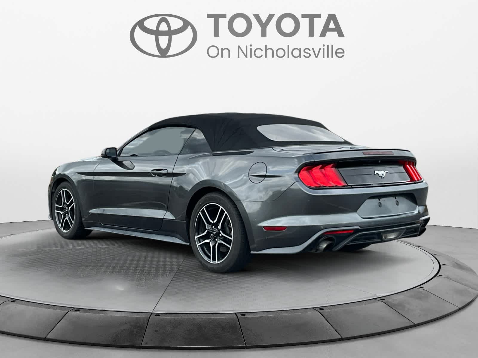 2020 Ford Mustang EcoBoost Premium