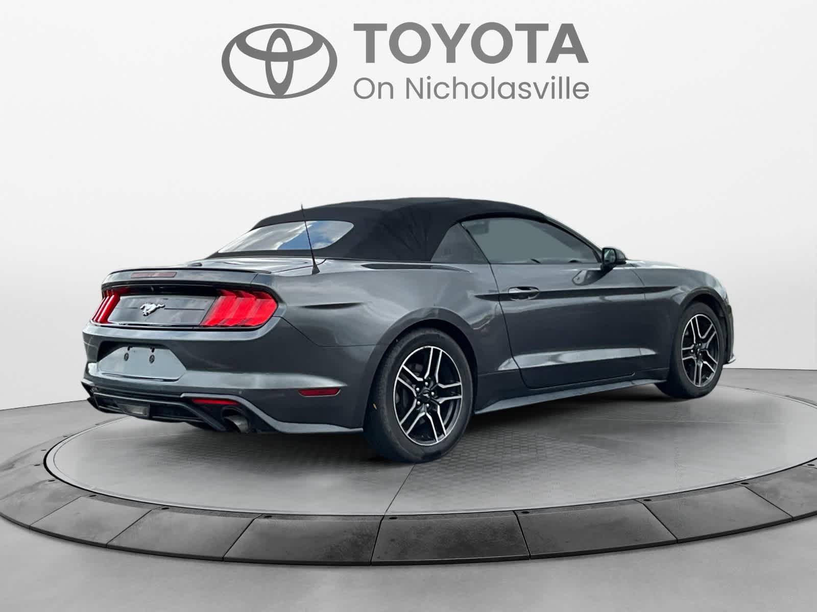 2020 Ford Mustang EcoBoost Premium
