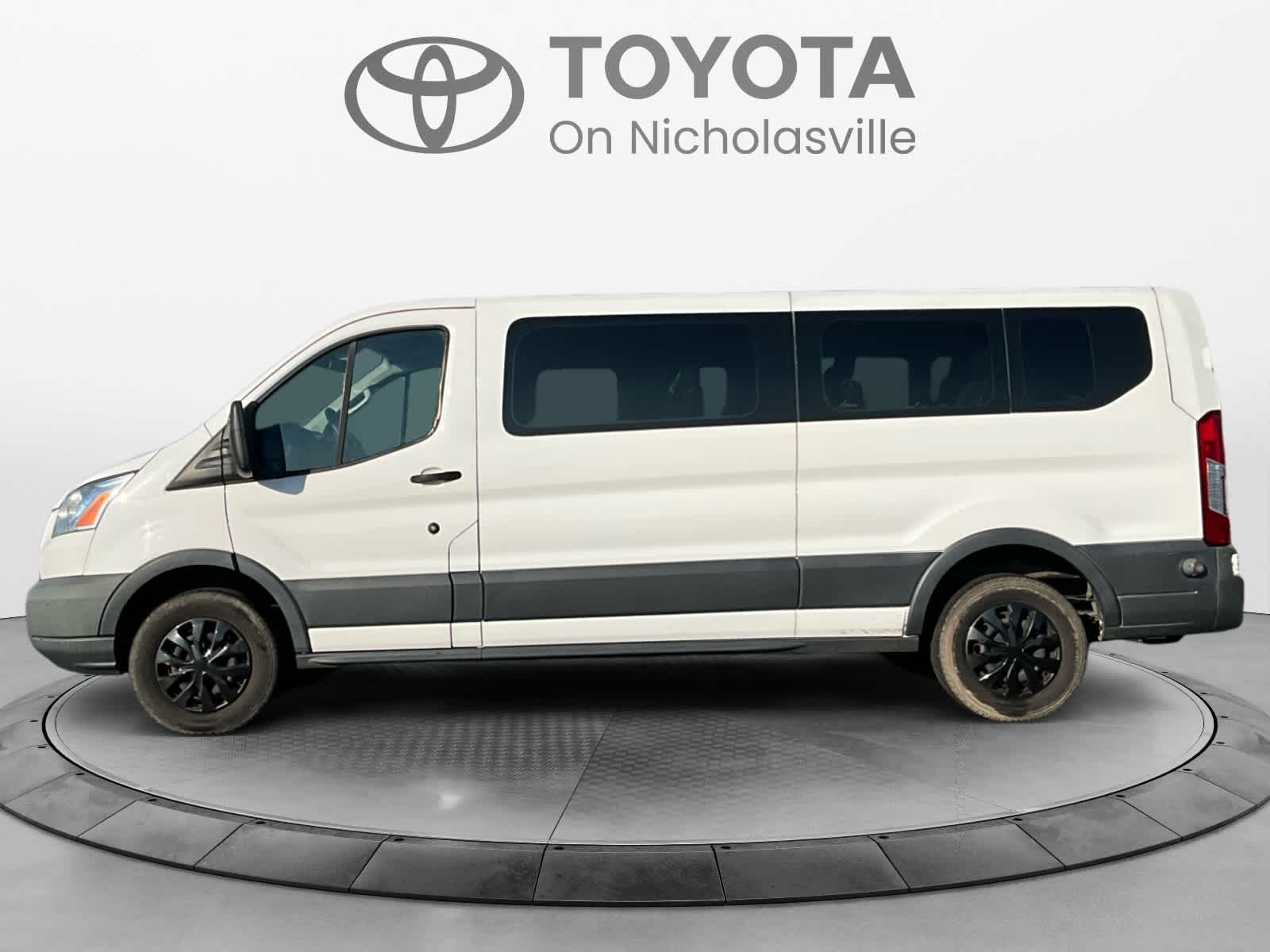 2016 Ford Transit Wagon XLT
