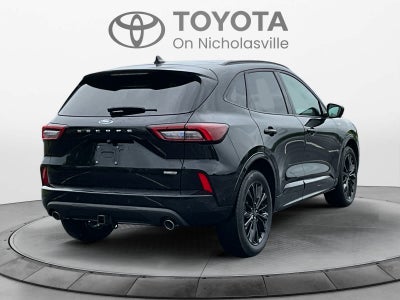 2024 Ford Escape ST-Line Elite