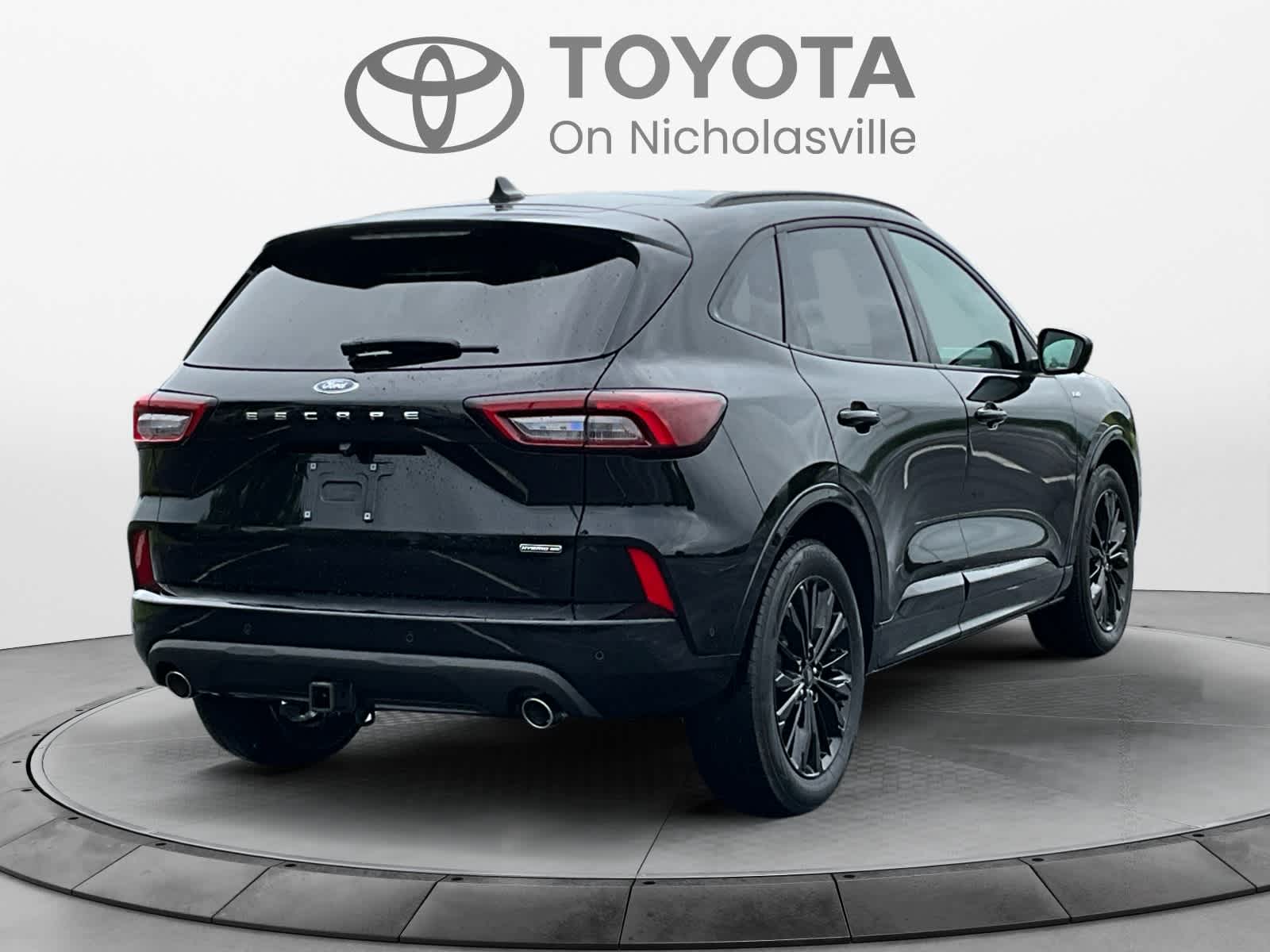 2024 Ford Escape ST-Line Elite
