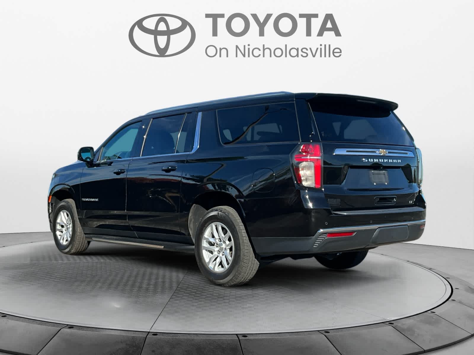 2021 Chevrolet Suburban LT