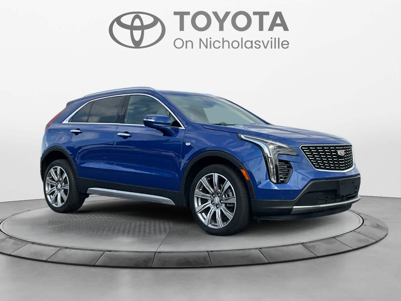 2023 Cadillac XT4 AWD Premium Luxury