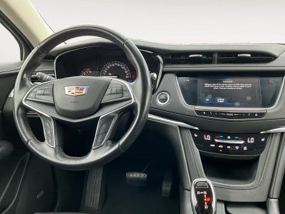 2019 Cadillac XT5 Luxury FWD
