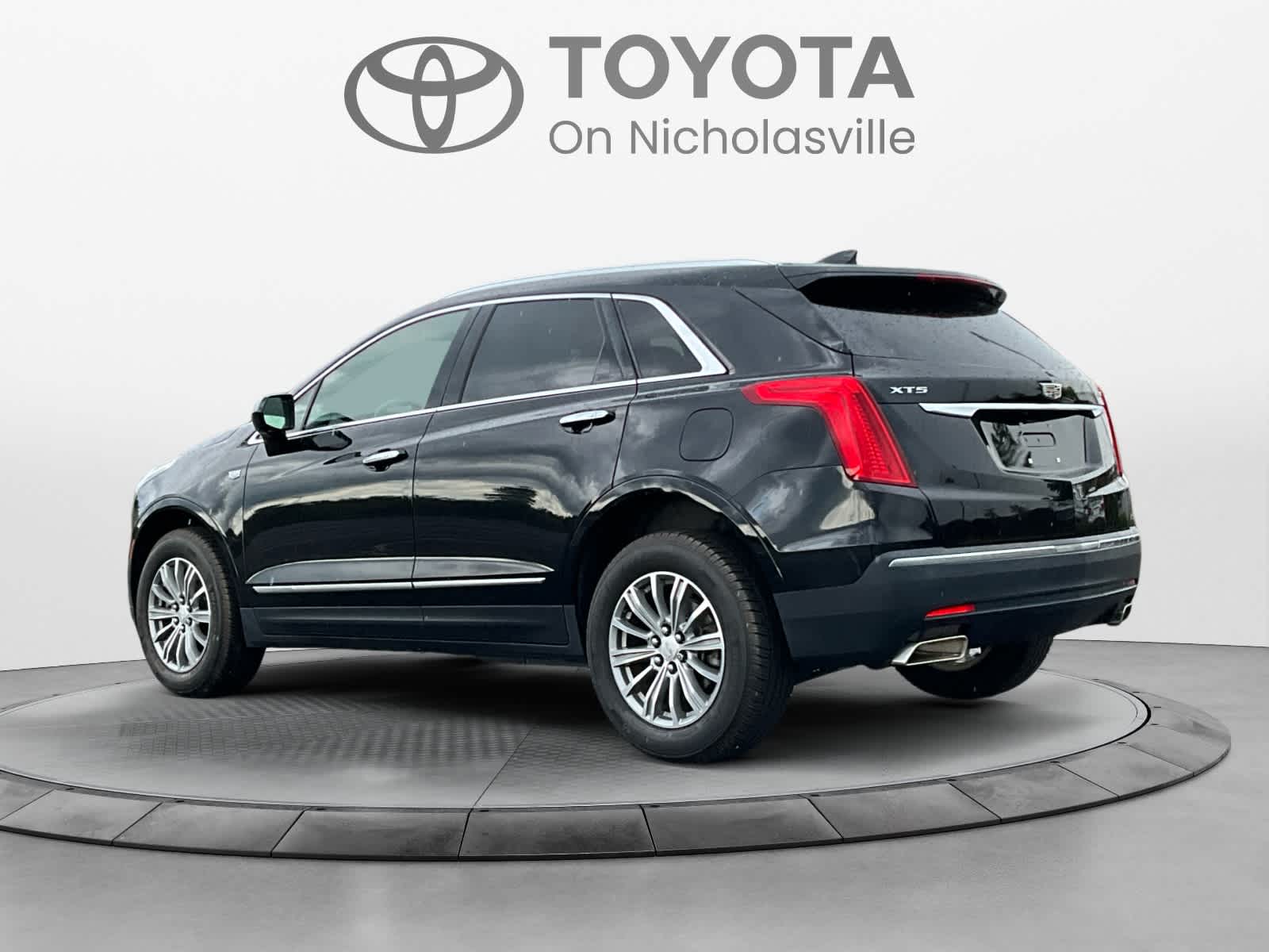 2019 Cadillac XT5 Luxury FWD