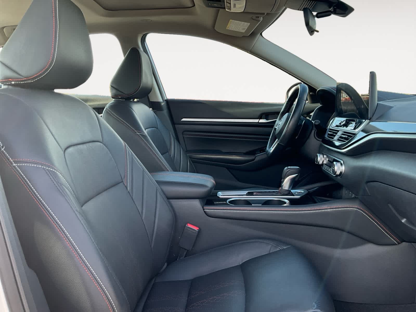 2023 Nissan Altima 2.0 SR