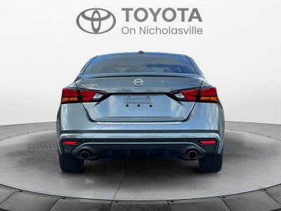 2021 Nissan Altima 2.5 SR