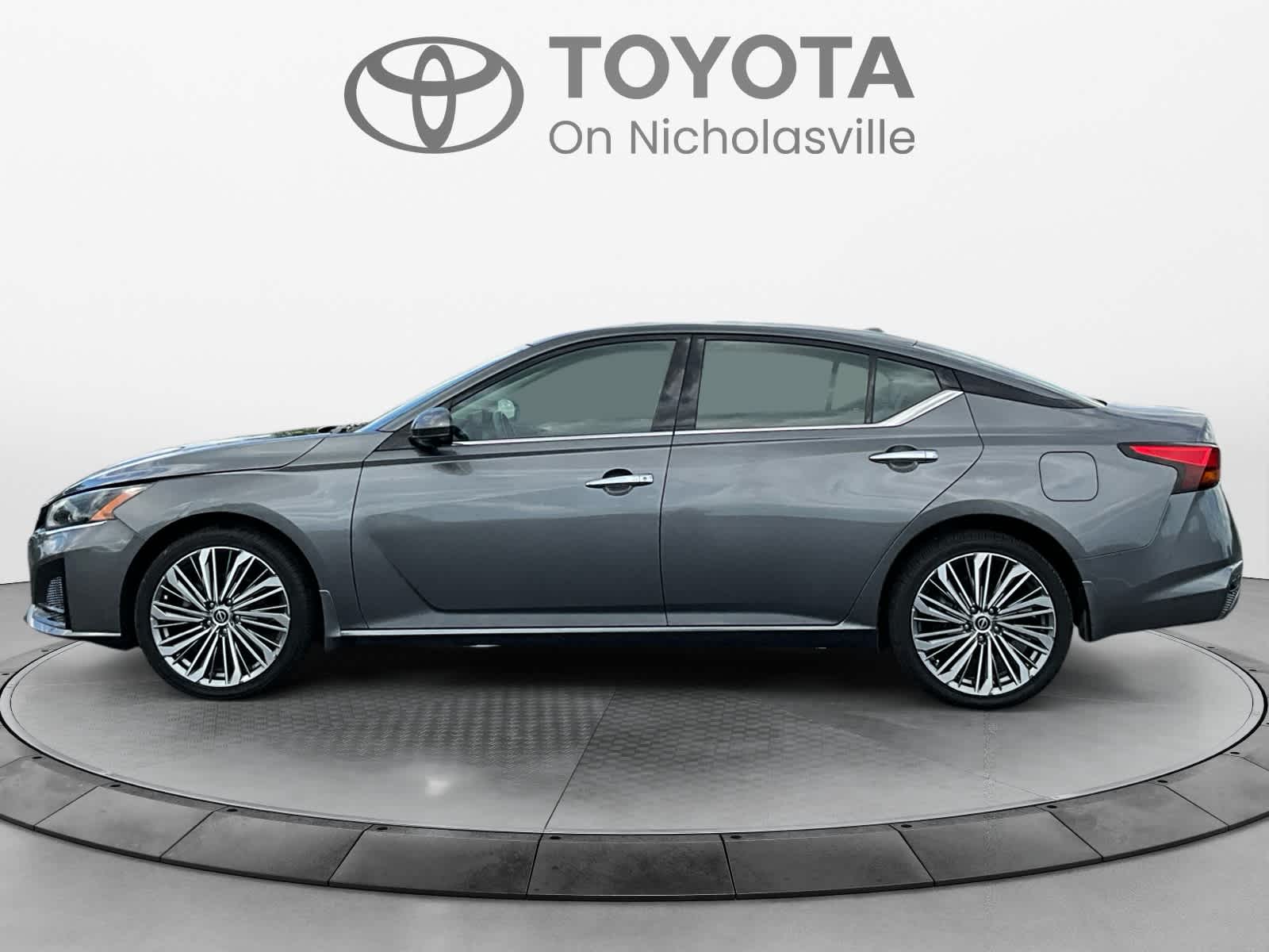 2023 Nissan Altima 2.5 SL
