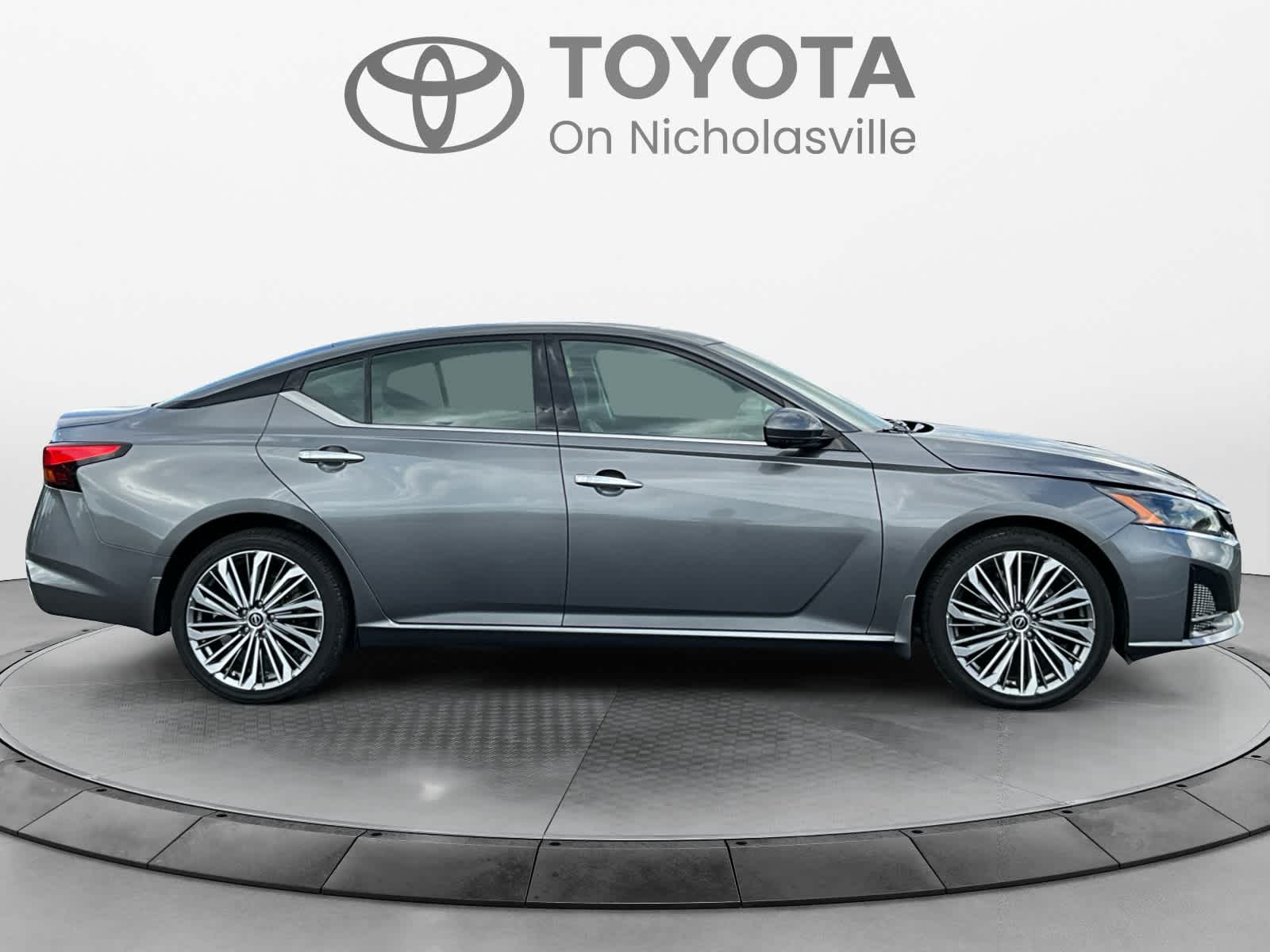 2023 Nissan Altima 2.5 SL