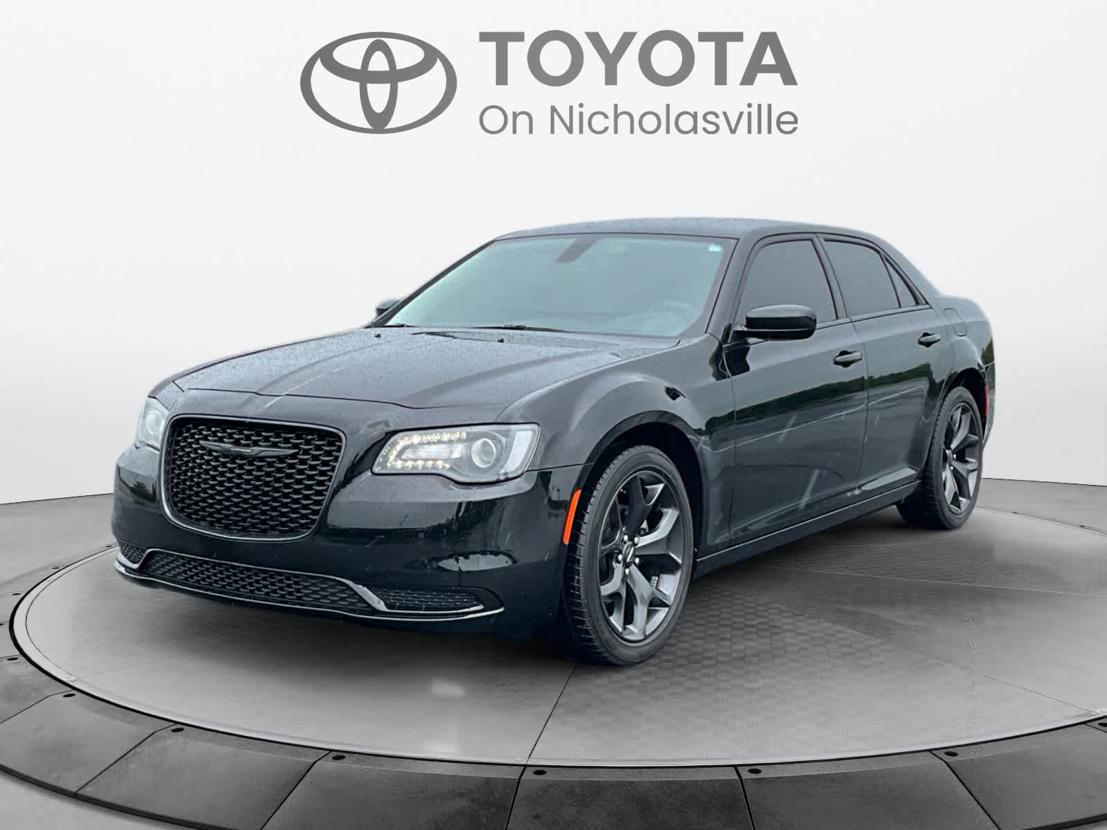 2023 Chrysler 300 Touring