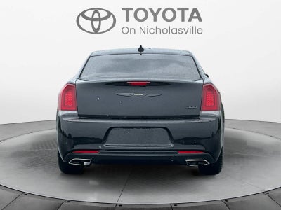 2023 Chrysler 300 Touring