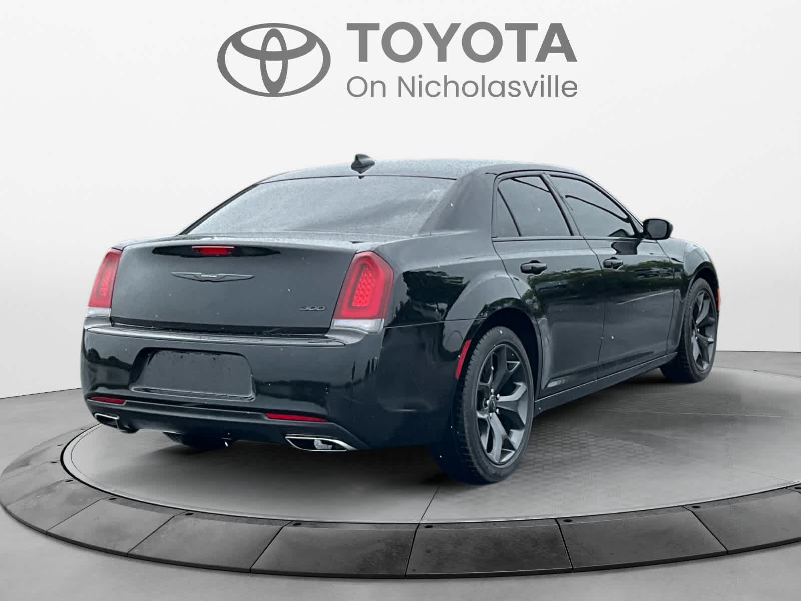2023 Chrysler 300 Touring