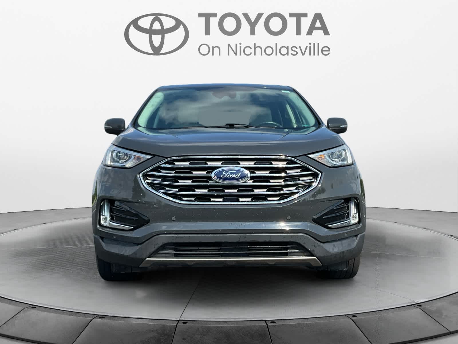 2021 Ford Edge Titanium