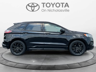 2022 Ford Edge SE
