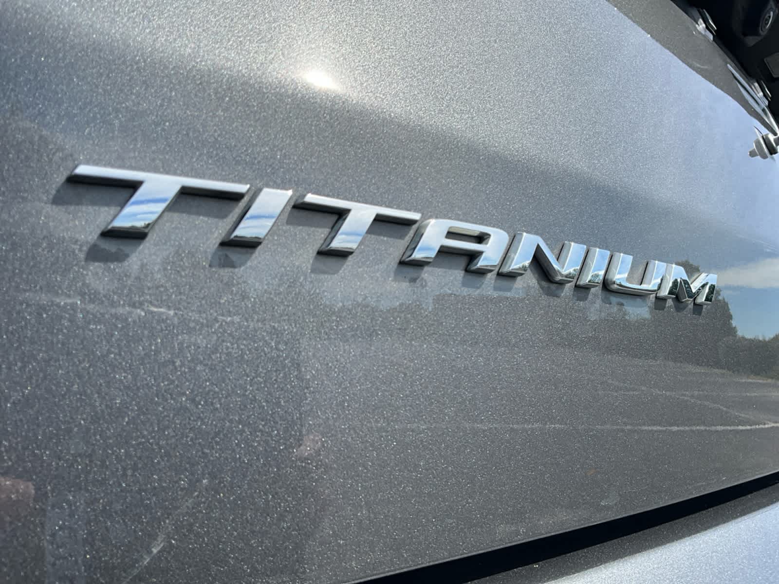 2024 Ford Edge Titanium