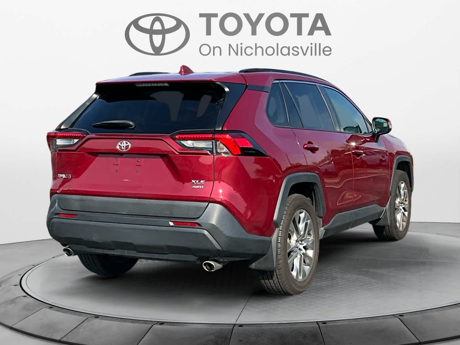 2020 Toyota RAV4 XLE Premium