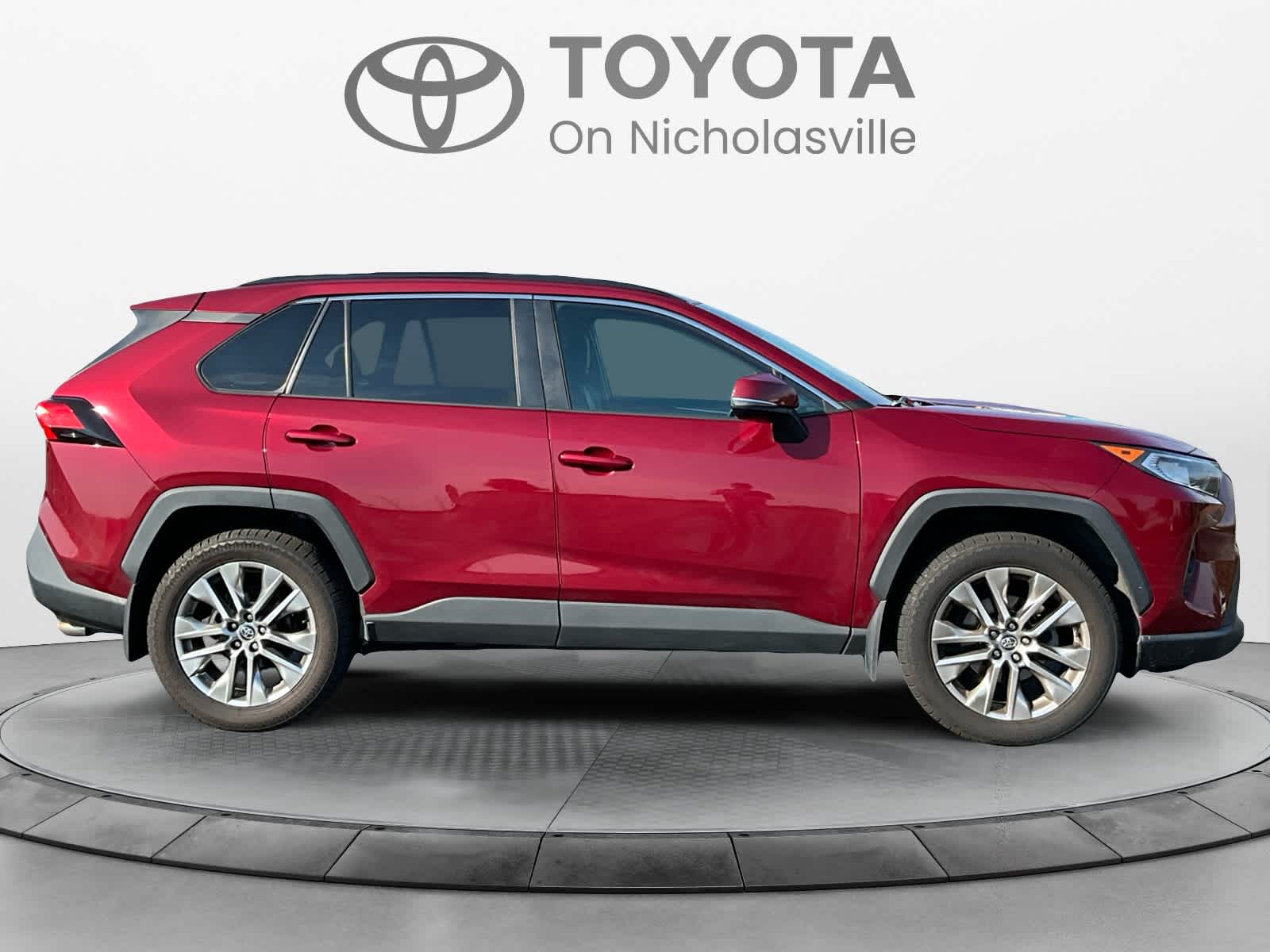 2020 Toyota RAV4 XLE Premium