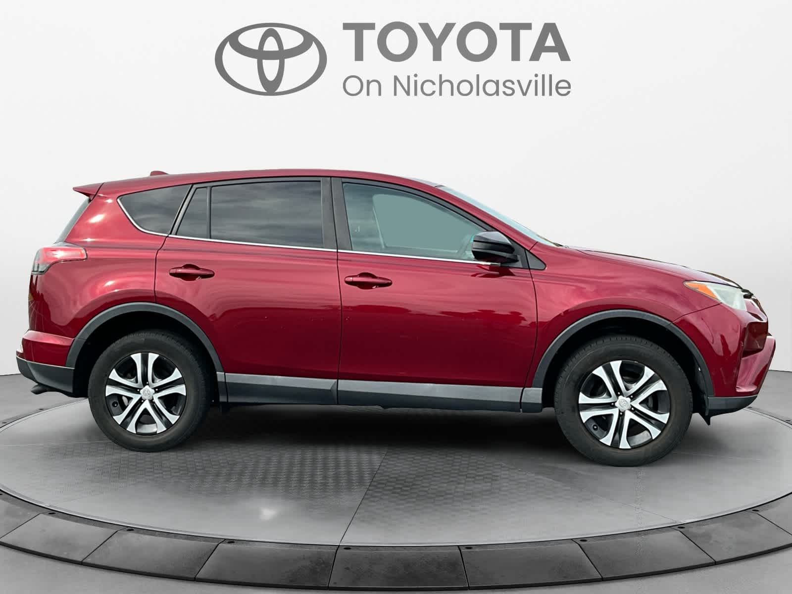 2018 Toyota RAV4 LE