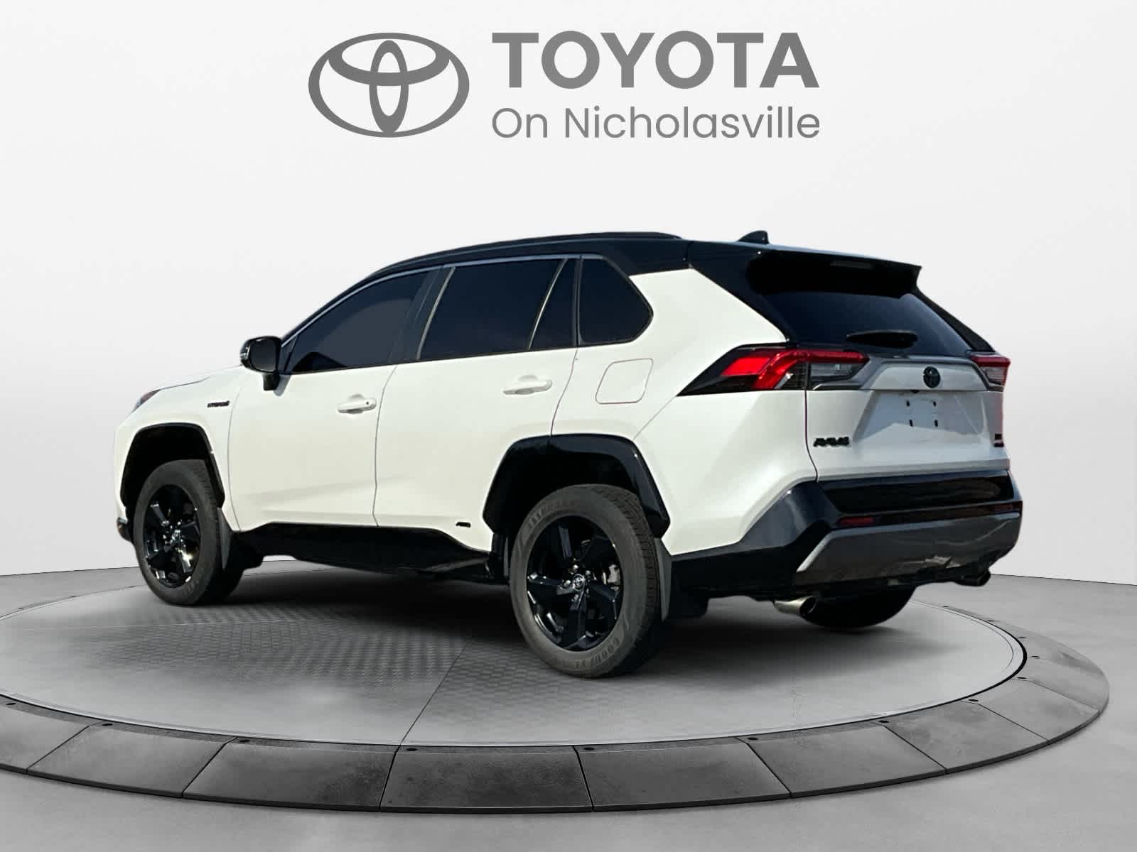 2020 Toyota RAV4 Hybrid XSE