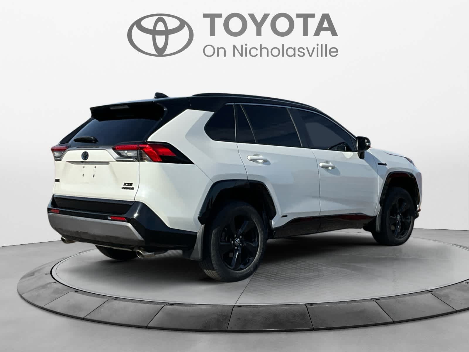 2020 Toyota RAV4 Hybrid XSE