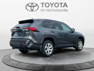 2023 Toyota RAV4 LE