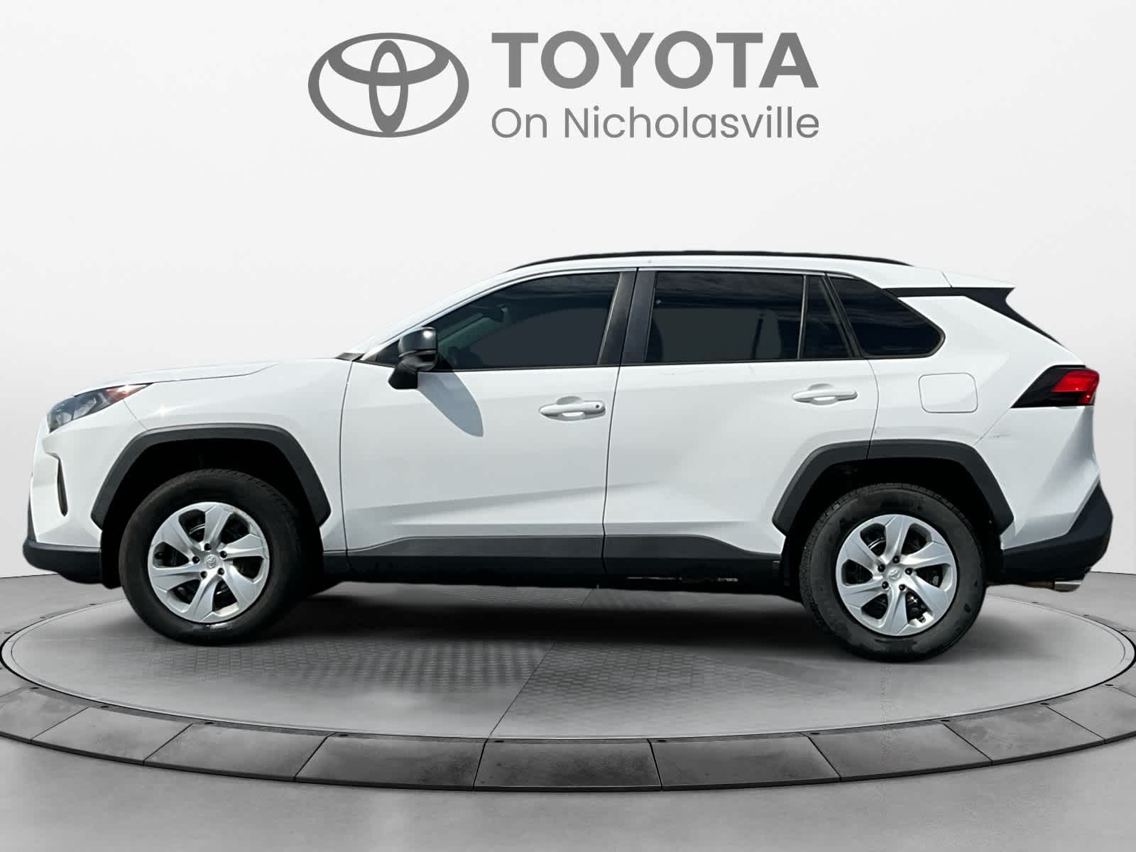 2020 Toyota RAV4 LE